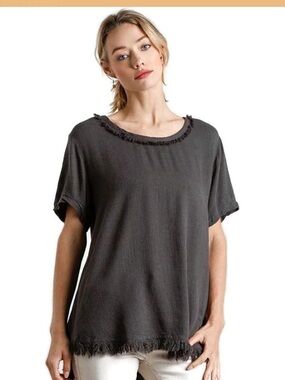 Homebody Frayed Linen-Blend Top